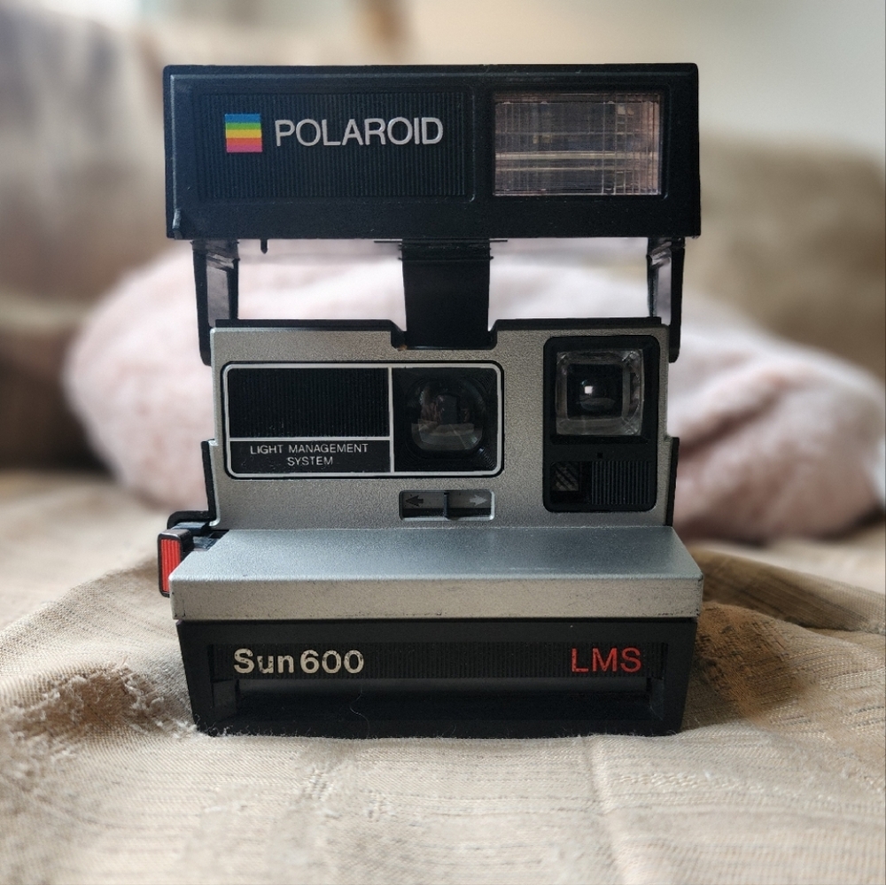 Polaroid Sun 600 LMS Instant Camera